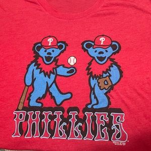 NWOT HOMAGE PHILLIES T shirt Size L